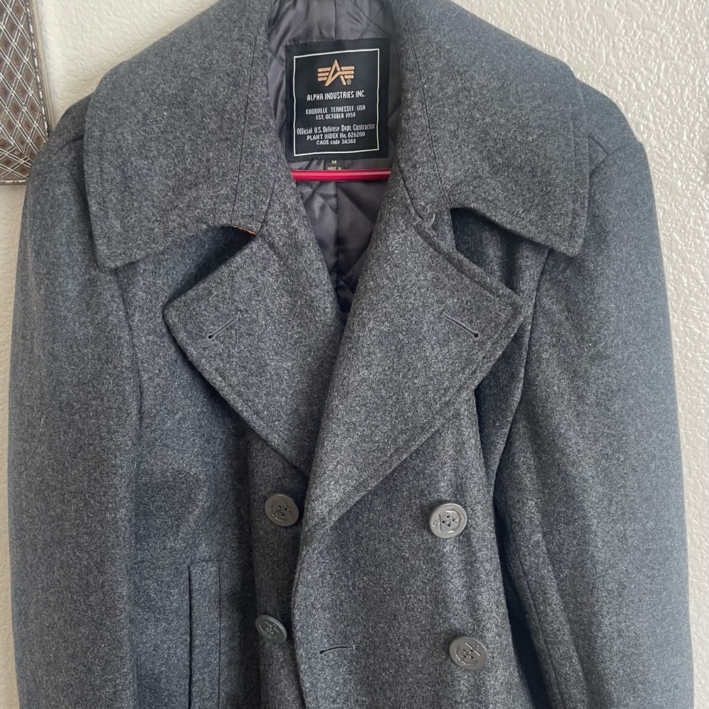 Pea coat
